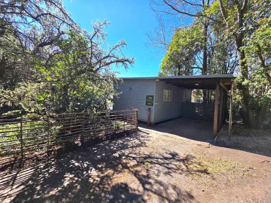 5 Bedroom Property for Sale in Clarens Free State